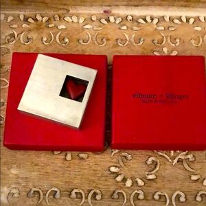 Valentine day Vilmain Klinger vintage pewter weight